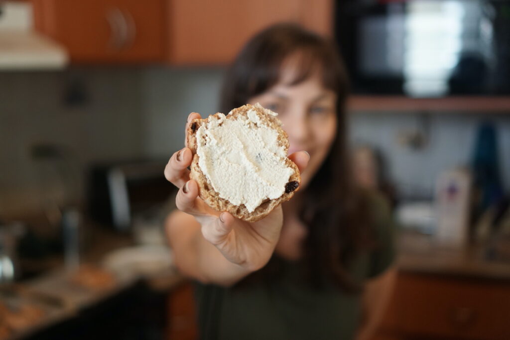 Cinnamon Raisin Bagels Mari Reduced